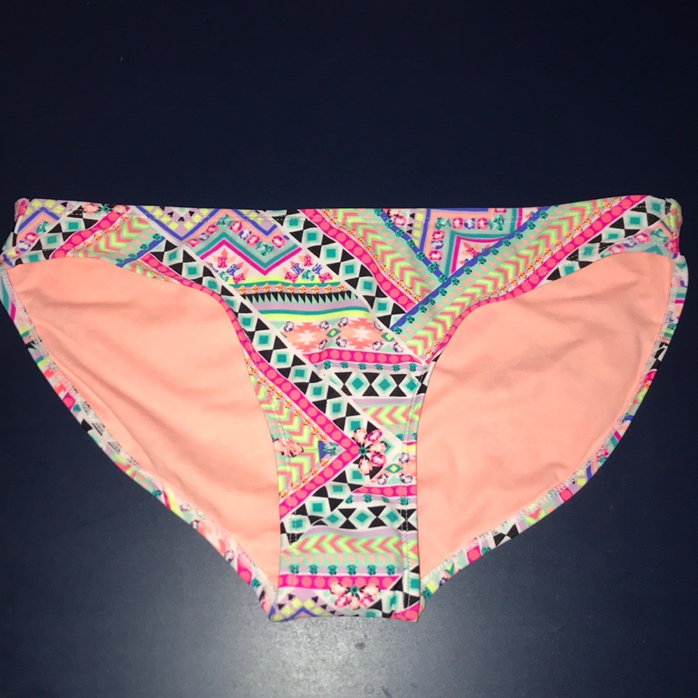 swimsuit bottoms